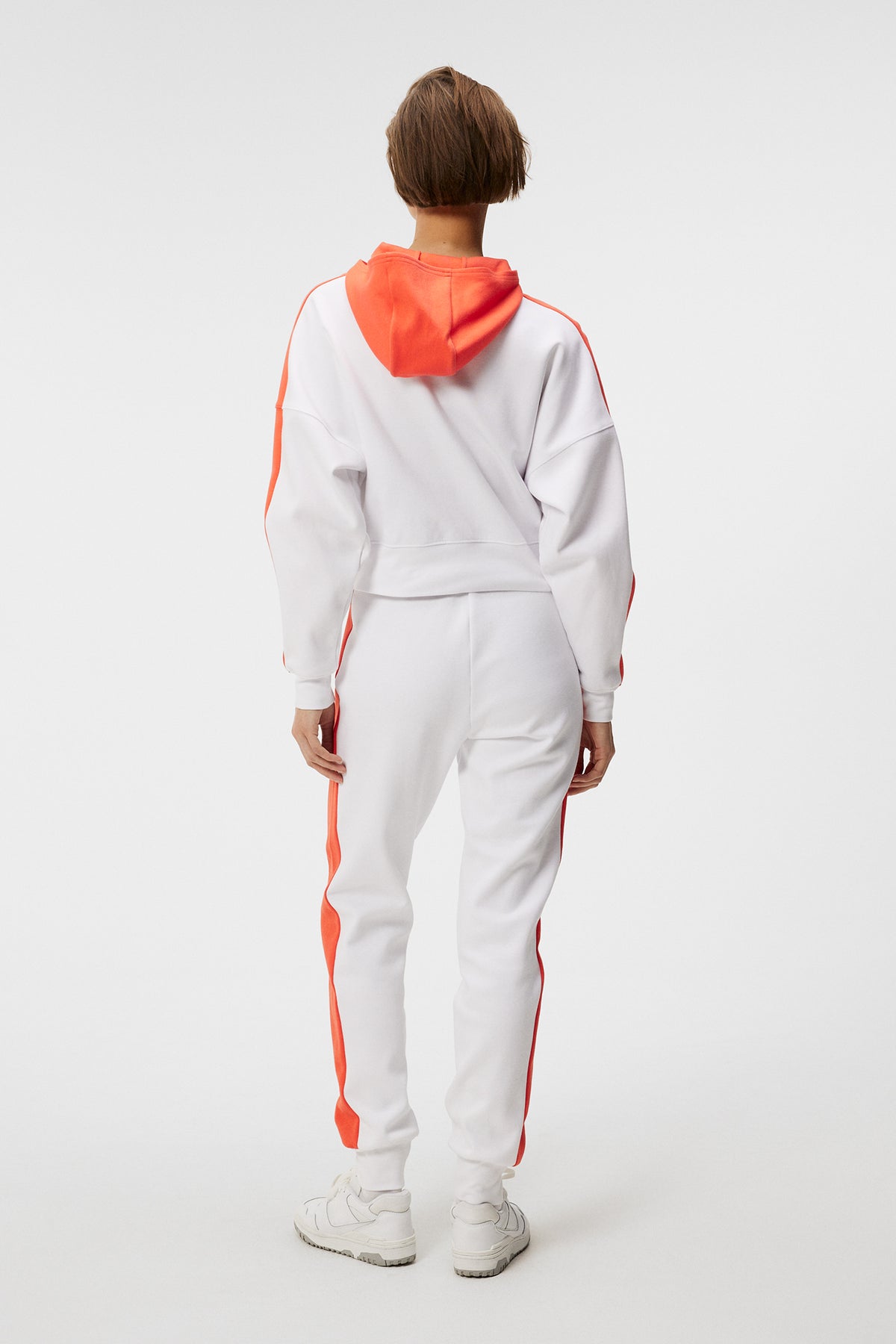 Amelia Pant in White by J.Lindeberg