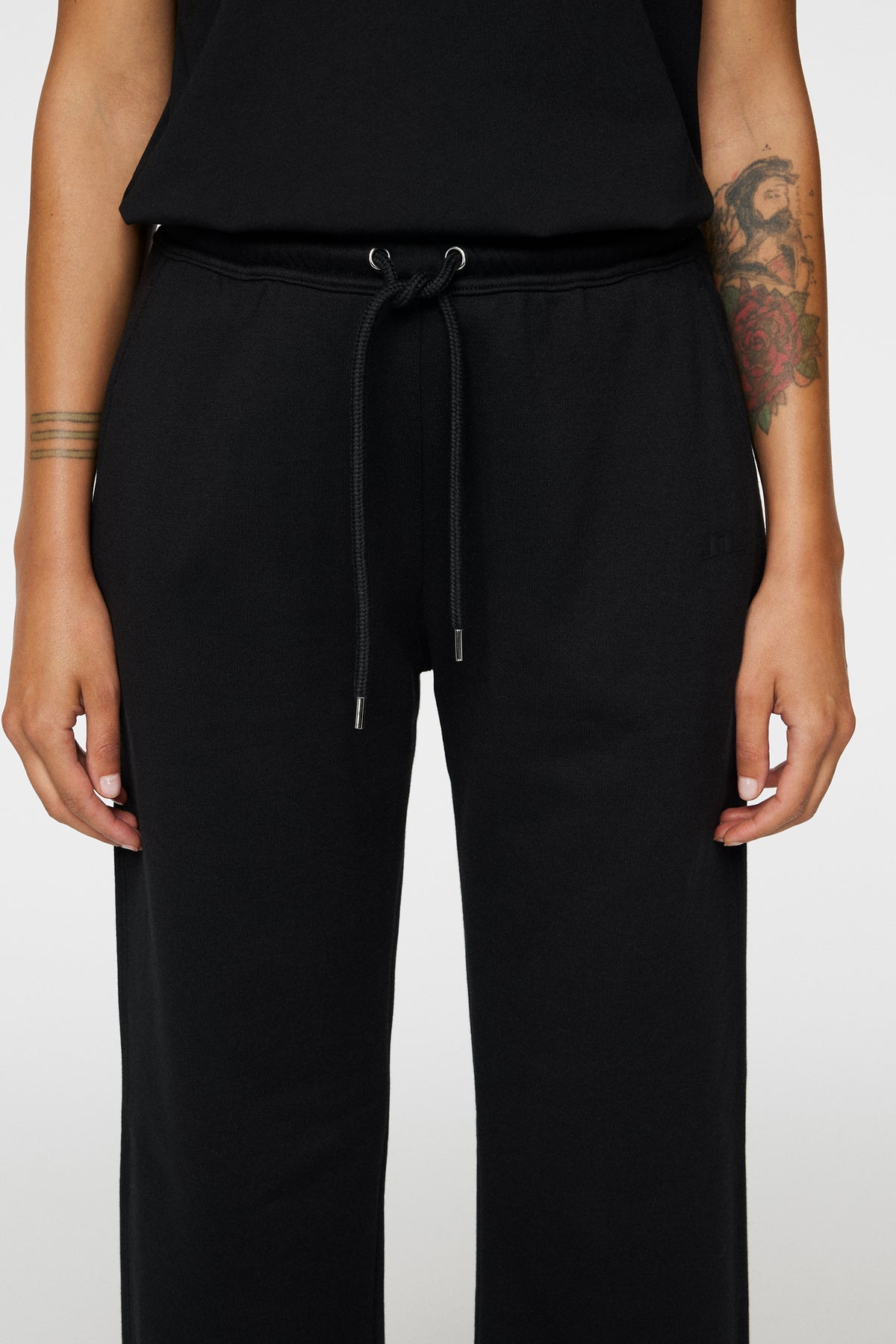 W Alpha Pant in Black by J.Lindeberg
