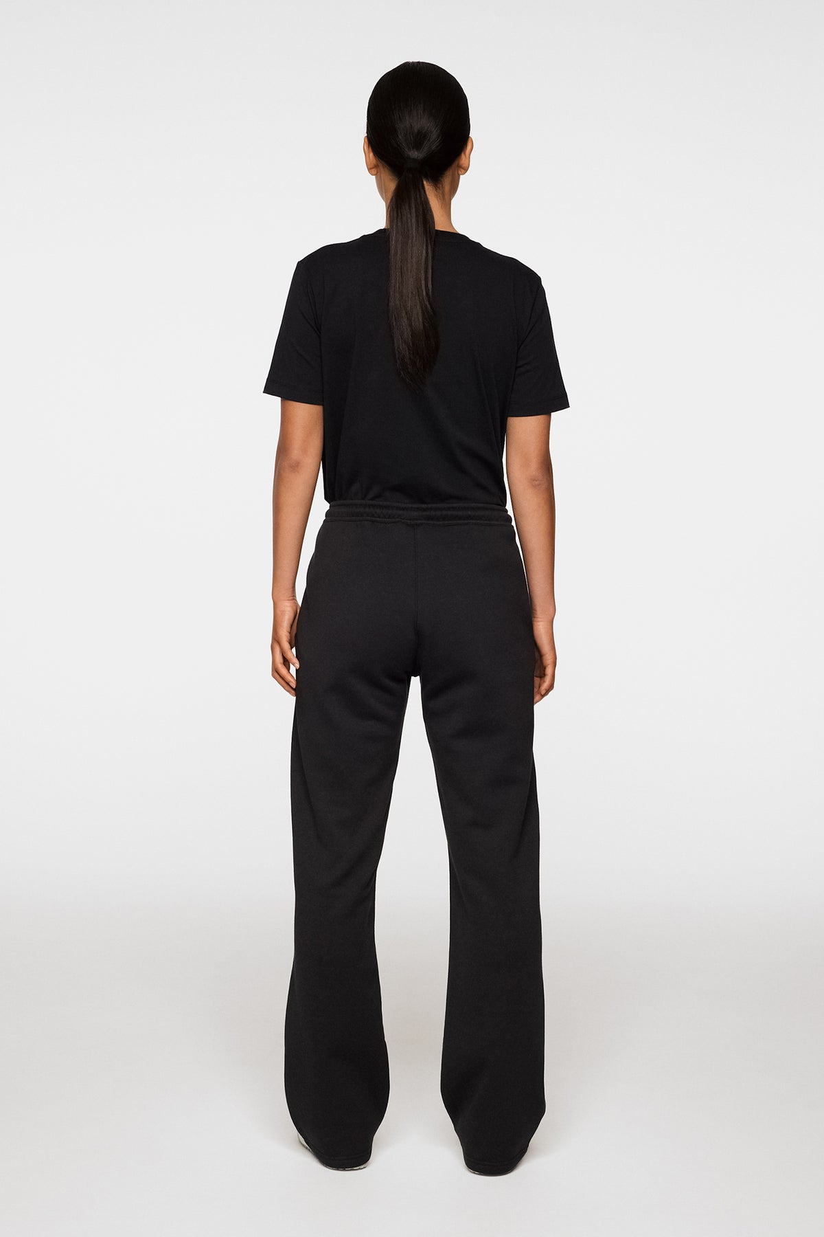W Alpha Pant in Black by J.Lindeberg