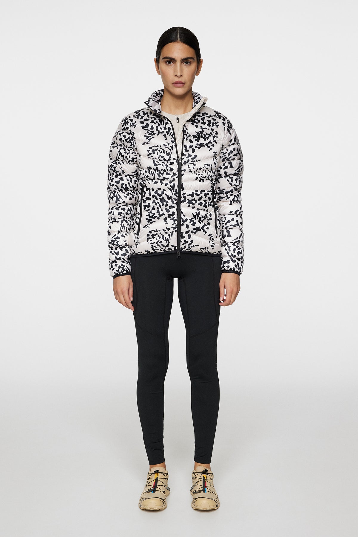 Lara Light Down Jacket Print in Snake Rock Moonbeam M by J.Lindeberg