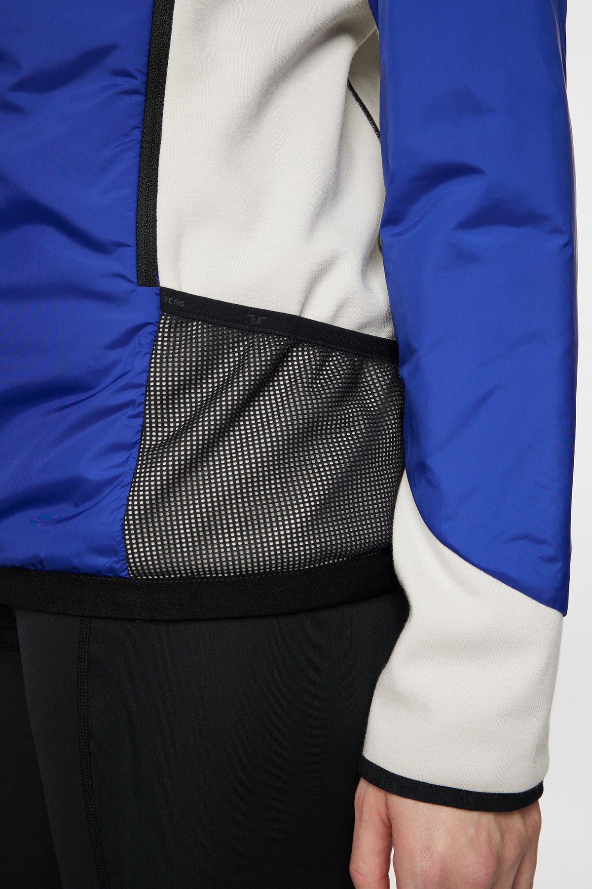 Sanaa Hybrid Jacket in Moonbeam Melange by J.Lindeberg