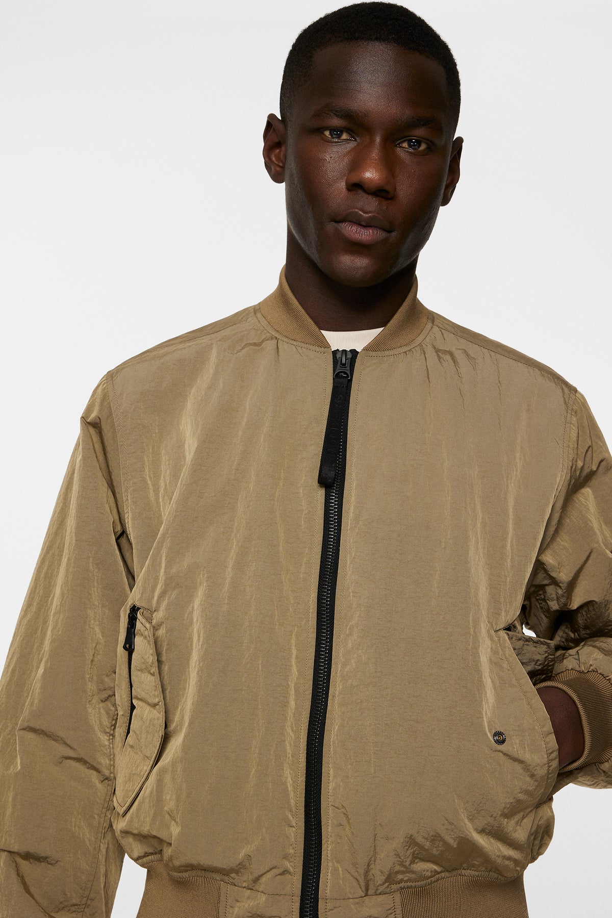 Bradfield Crinkle Bomber Jkt in Batique Khaki by J.Lindeberg