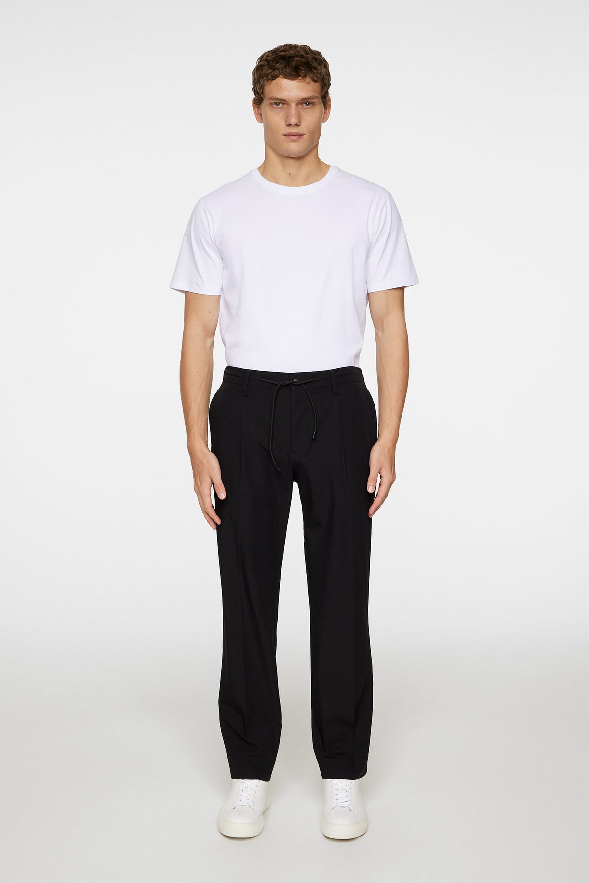 Jun WR Tech Stretch Pants in Black by J.Lindeberg