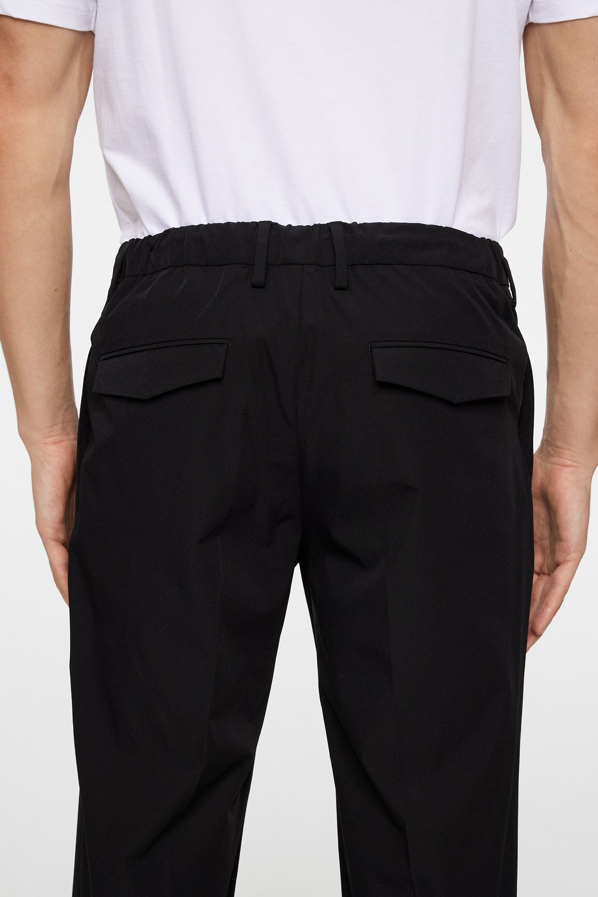 Jun WR Tech Stretch Pants in Black by J.Lindeberg