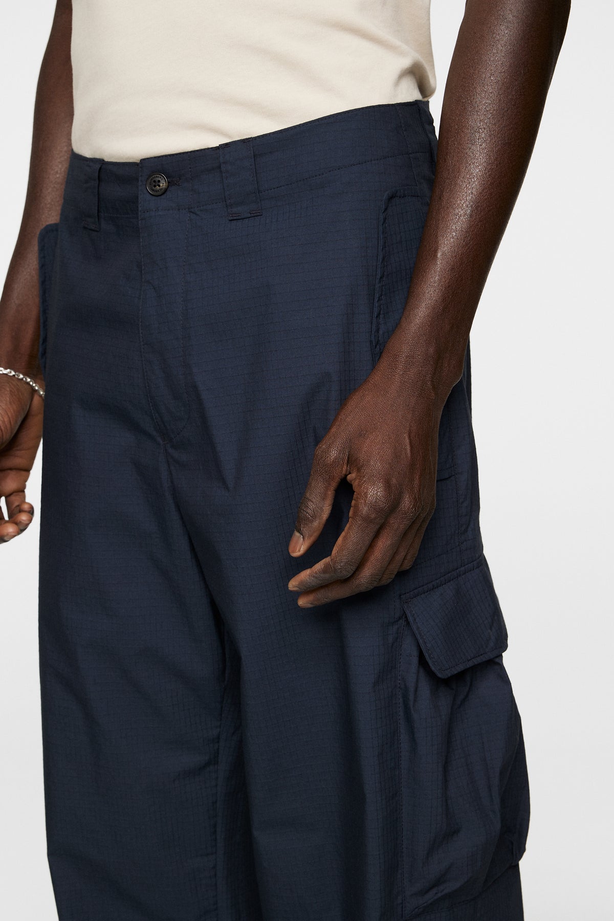 Cosmo Cargo Pants in JL Navy by J.Lindeberg