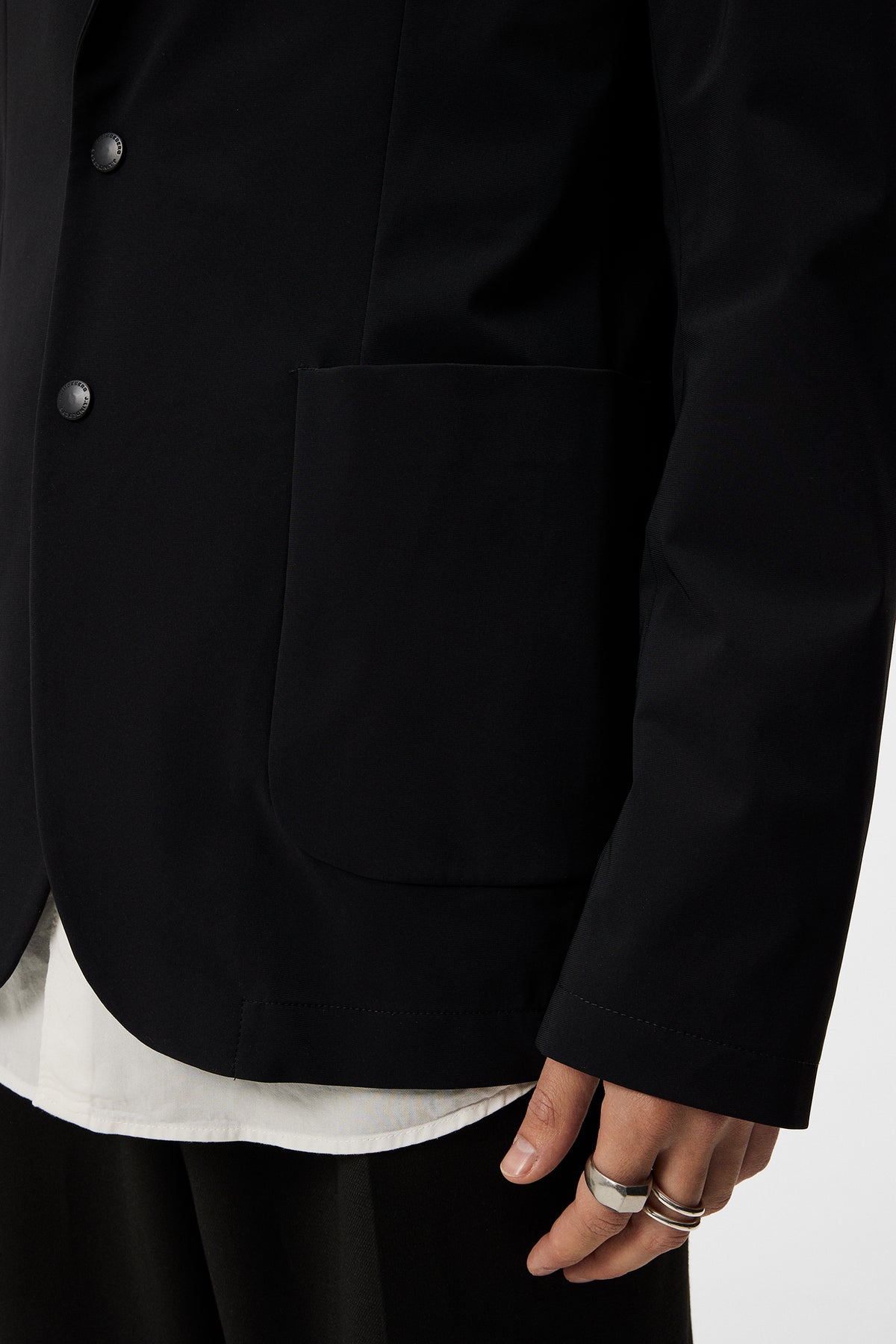 Pat U 4 Way Stretch in Black by J.Lindeberg