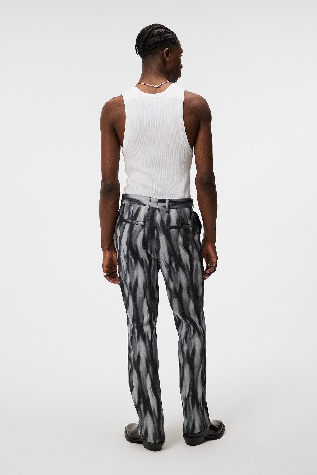 Haij Printed Linen Mix in Black by J.Lindeberg