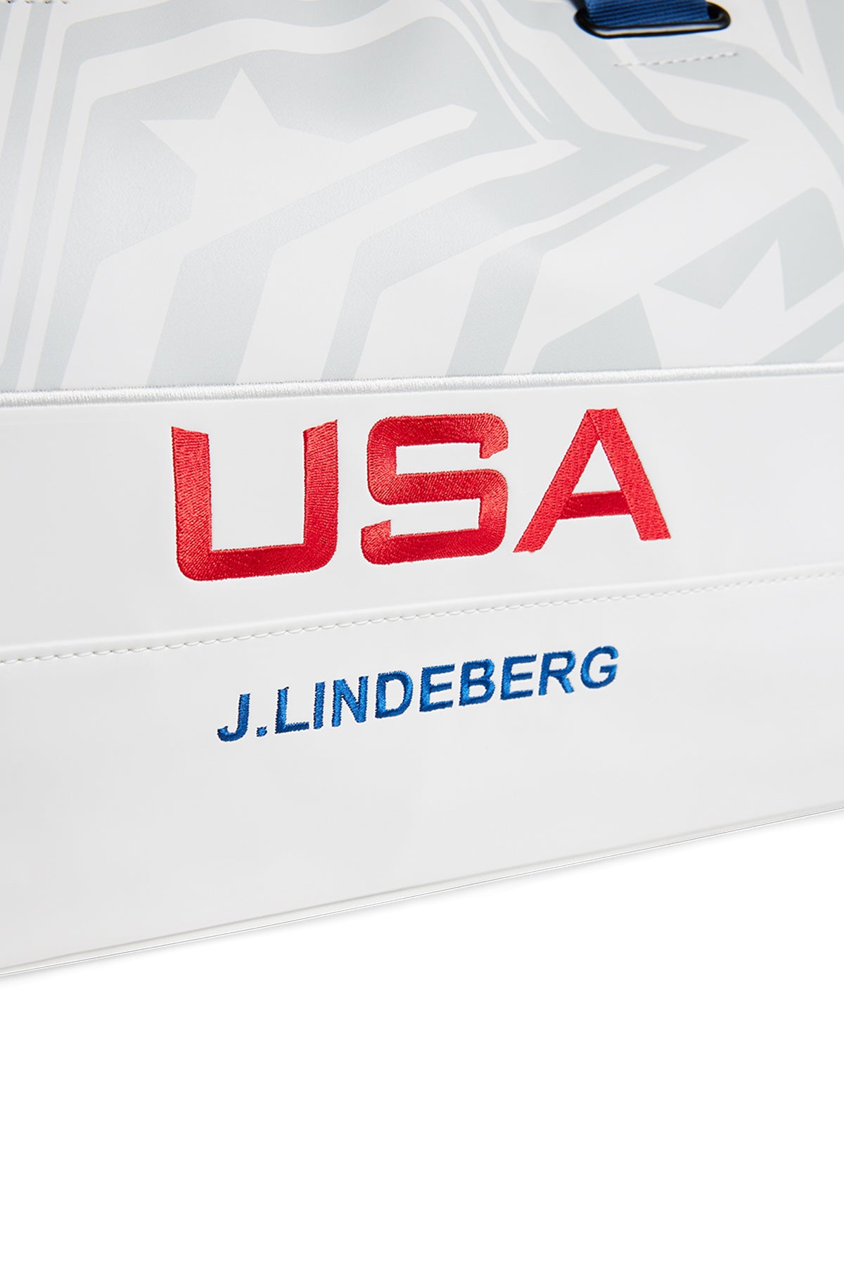The Garment Duffel Bag in US Golf White by J.Lindeberg