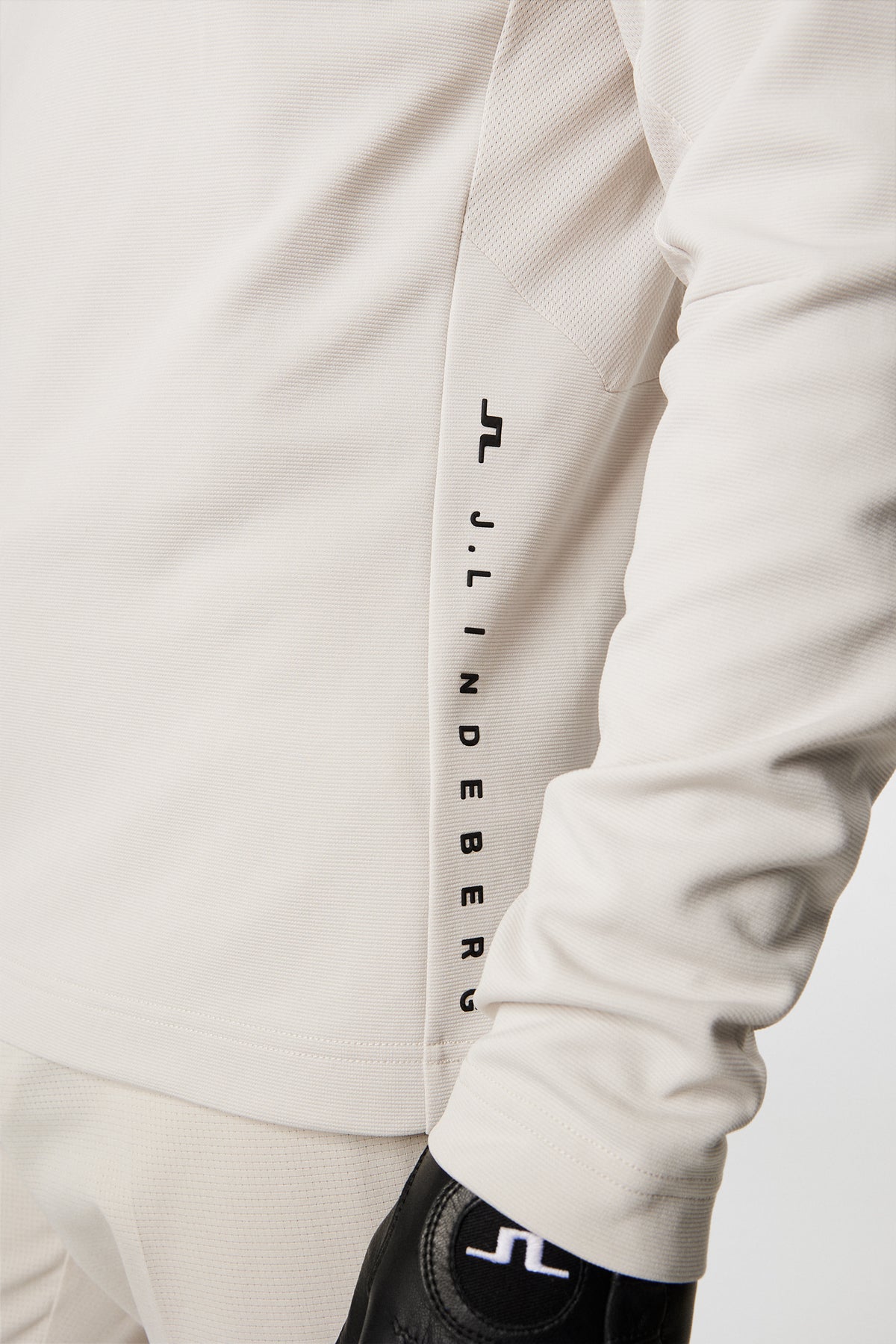 Leon Quarter Zip Mid Layer in Moonbeam by J.Lindeberg