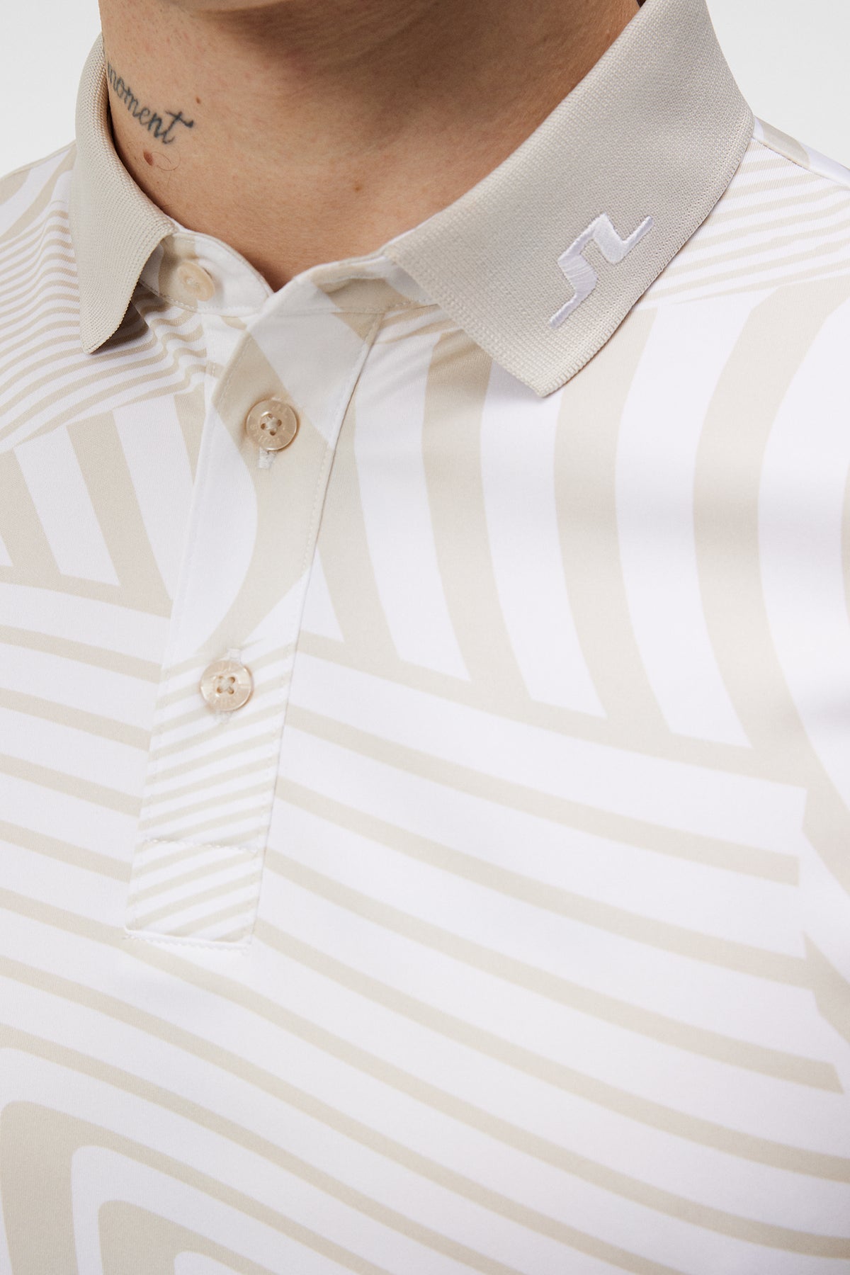 Tour Tech Reg Fit Print Polo in Dazzle Wave Moonbeam by J.Lindeberg