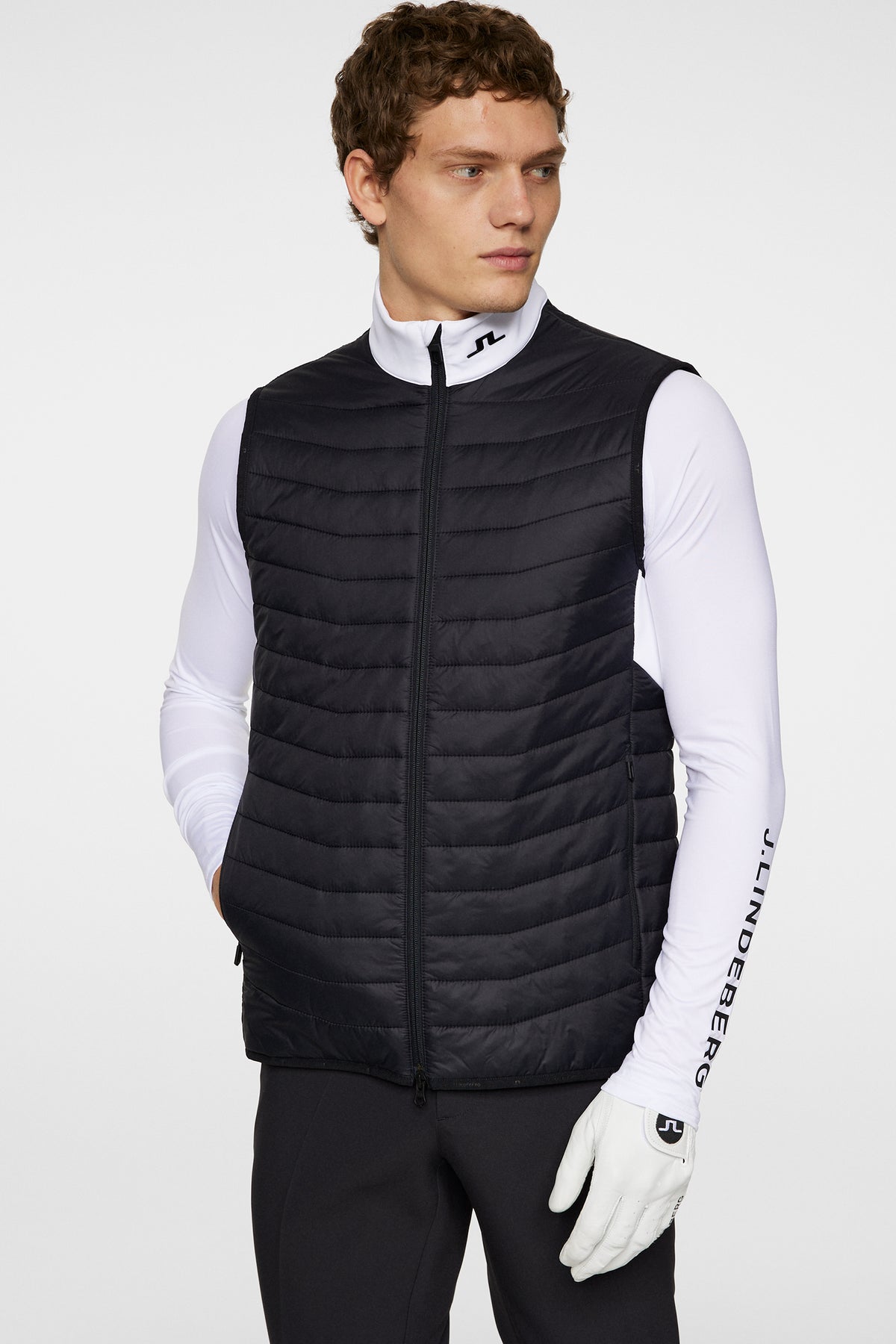 Holden Quilt Hybrid Vest in White by J.Lindeberg