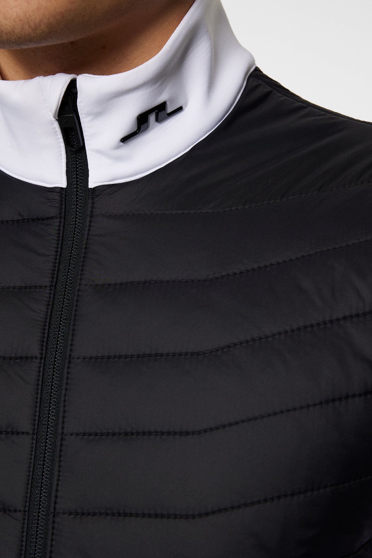 Holden Quilt Hybrid Vest in White by J.Lindeberg