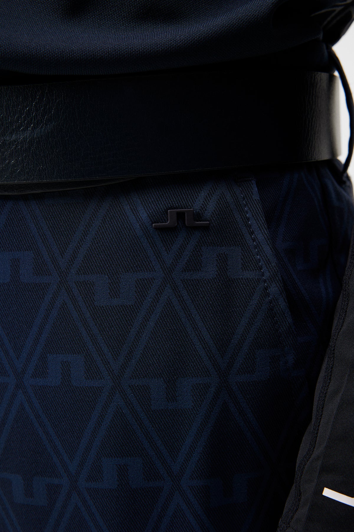 Sands Jacquard Pant in Geo Jacquard JL Navy by J.Lindeberg