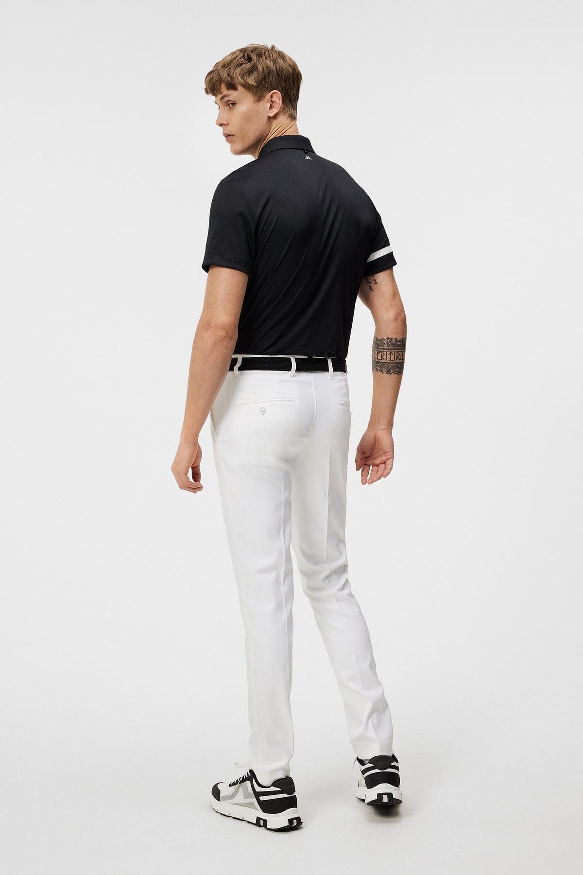 Ellott Pant in White by J.Lindeberg
