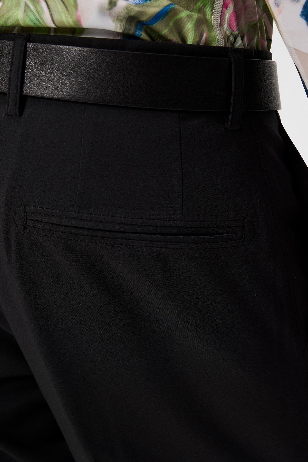 Somle Shorts in Black by J.Lindeberg