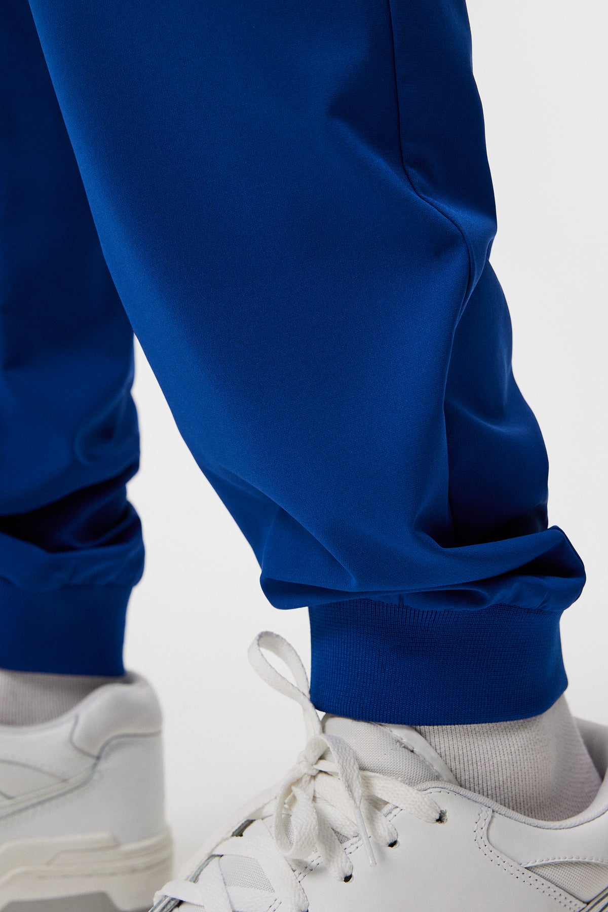 Cuff Jogger Pant in Sodalite Blue by J.Lindeberg