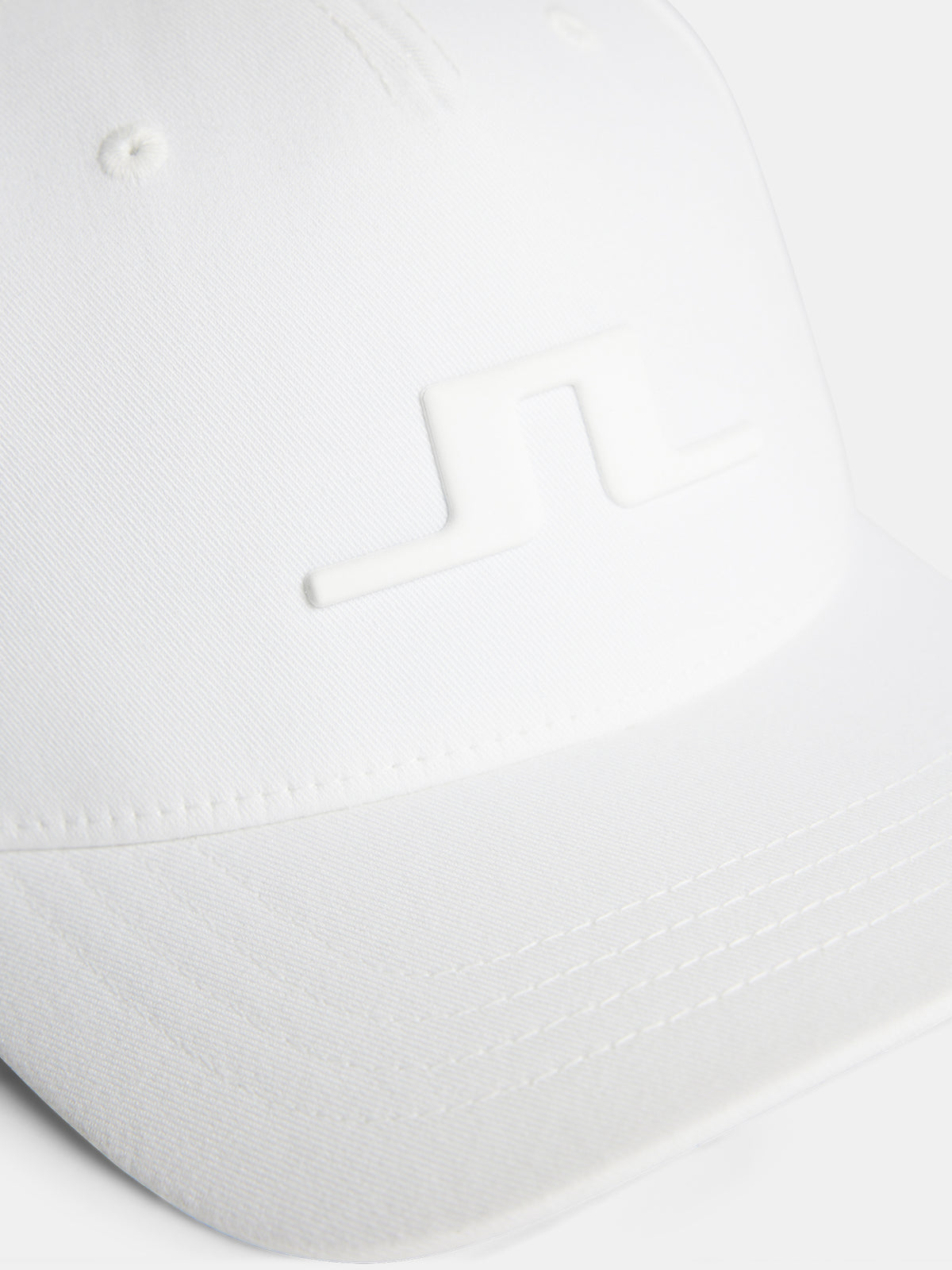 Heather Cap in White by J.Lindeberg