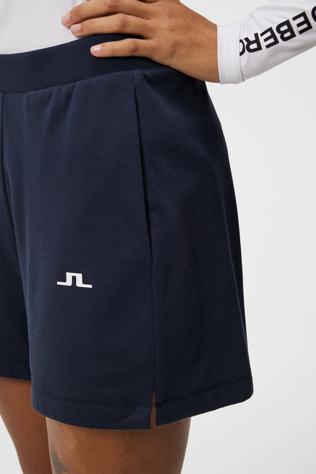 Vice Shorts in JL Navy by J.Lindeberg