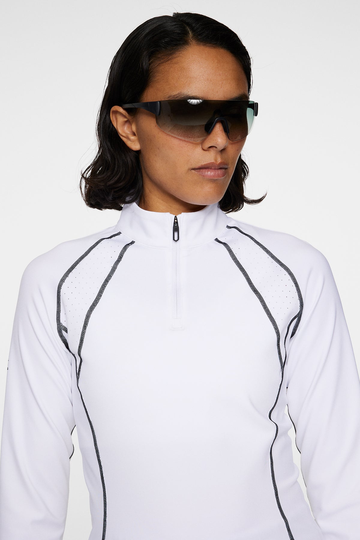 Paulina Midlayer in White by J.Lindeberg