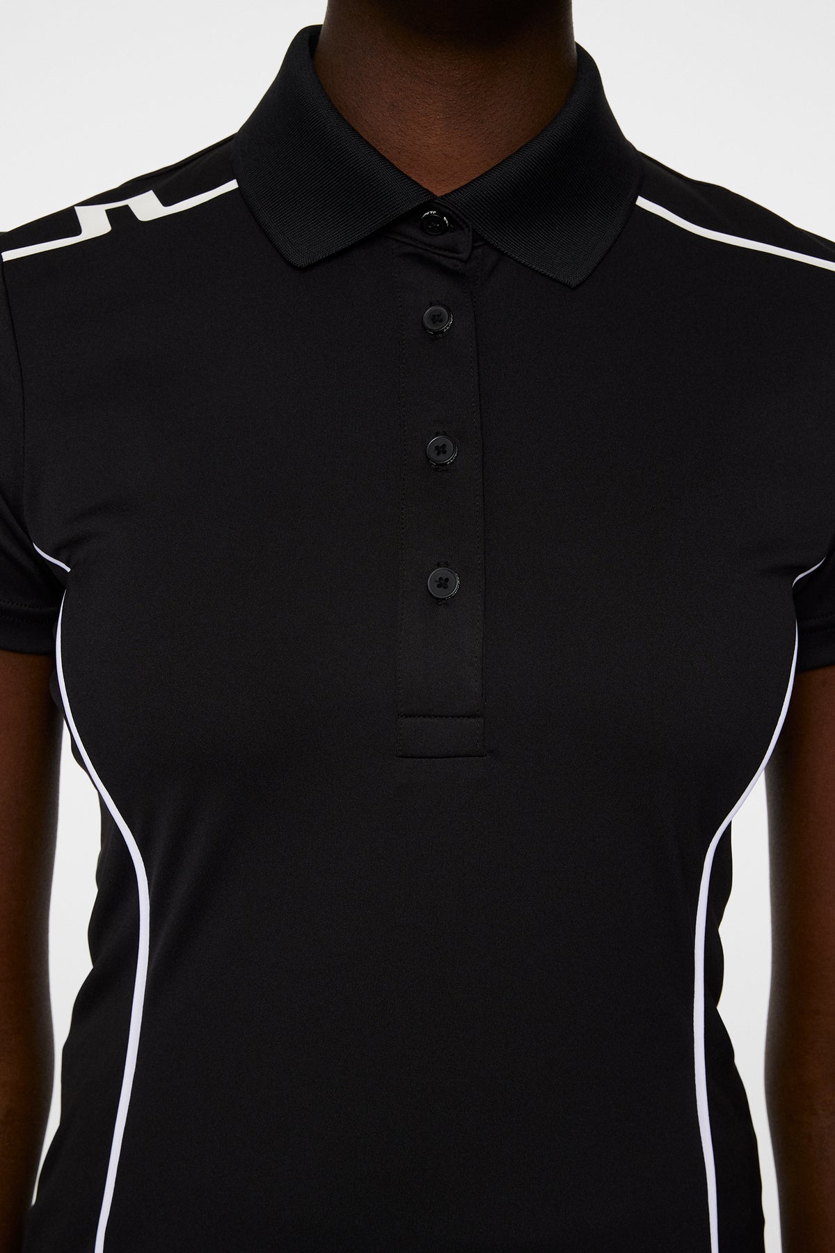 Leyla Polo in Black by J.Lindeberg