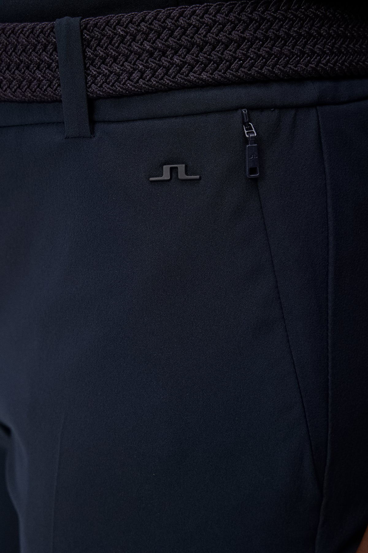 Pia Pant in JL Navy by J.Lindeberg