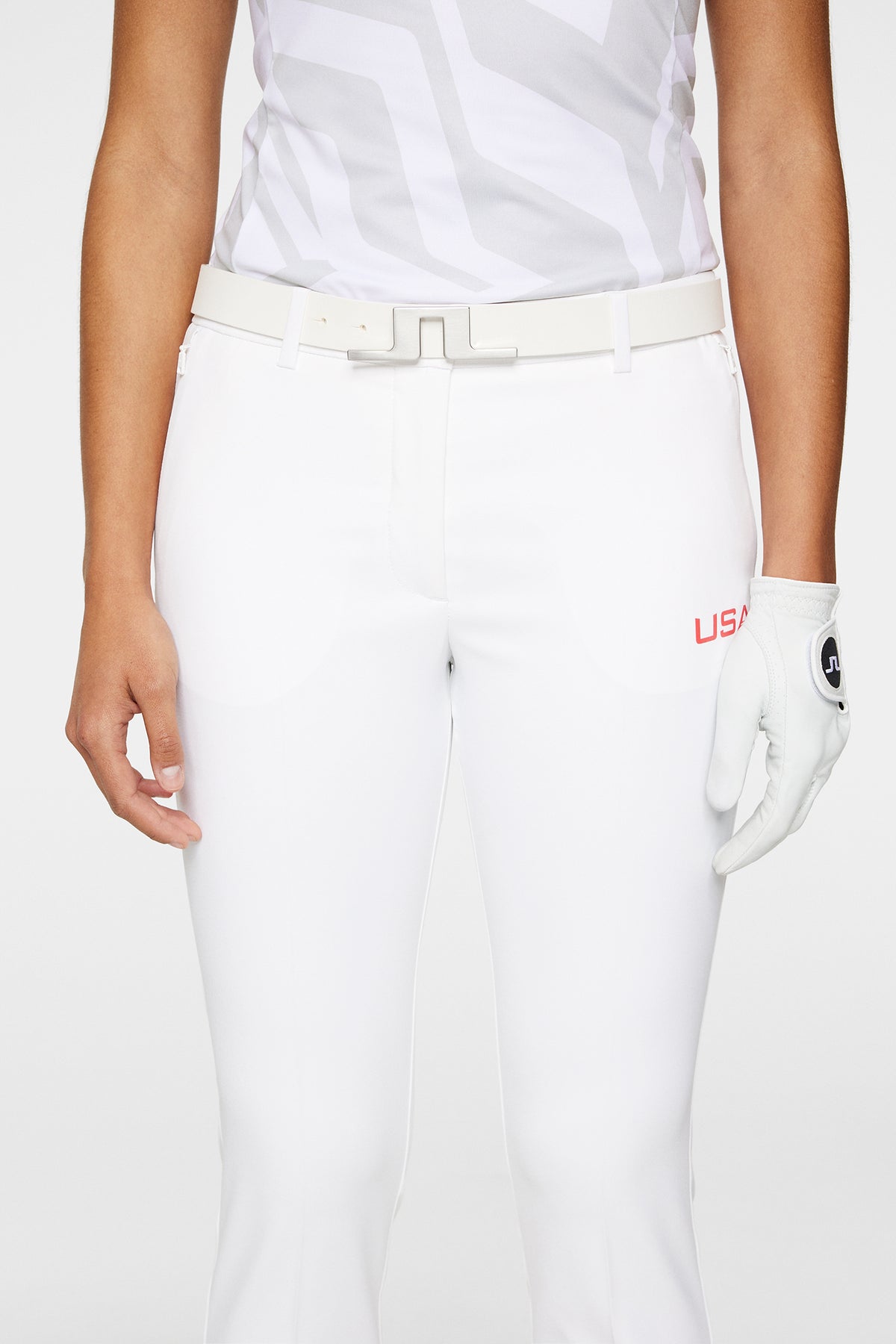 Pia Pant in White by J.Lindeberg