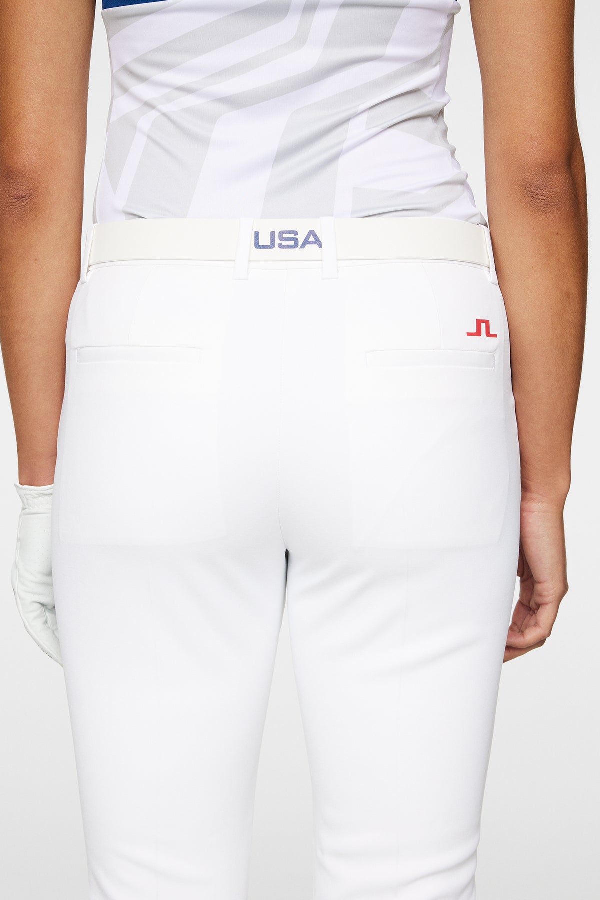 Pia Pant in White by J.Lindeberg