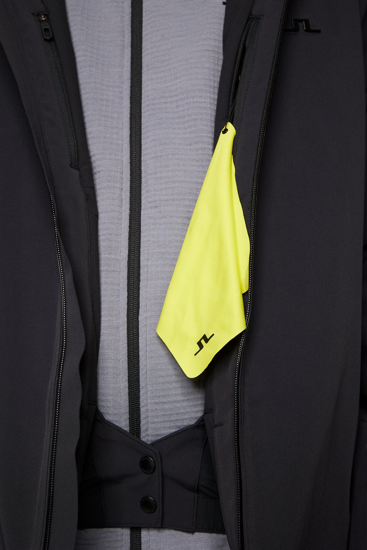 Omnia Jacket in Black by J.Lindeberg