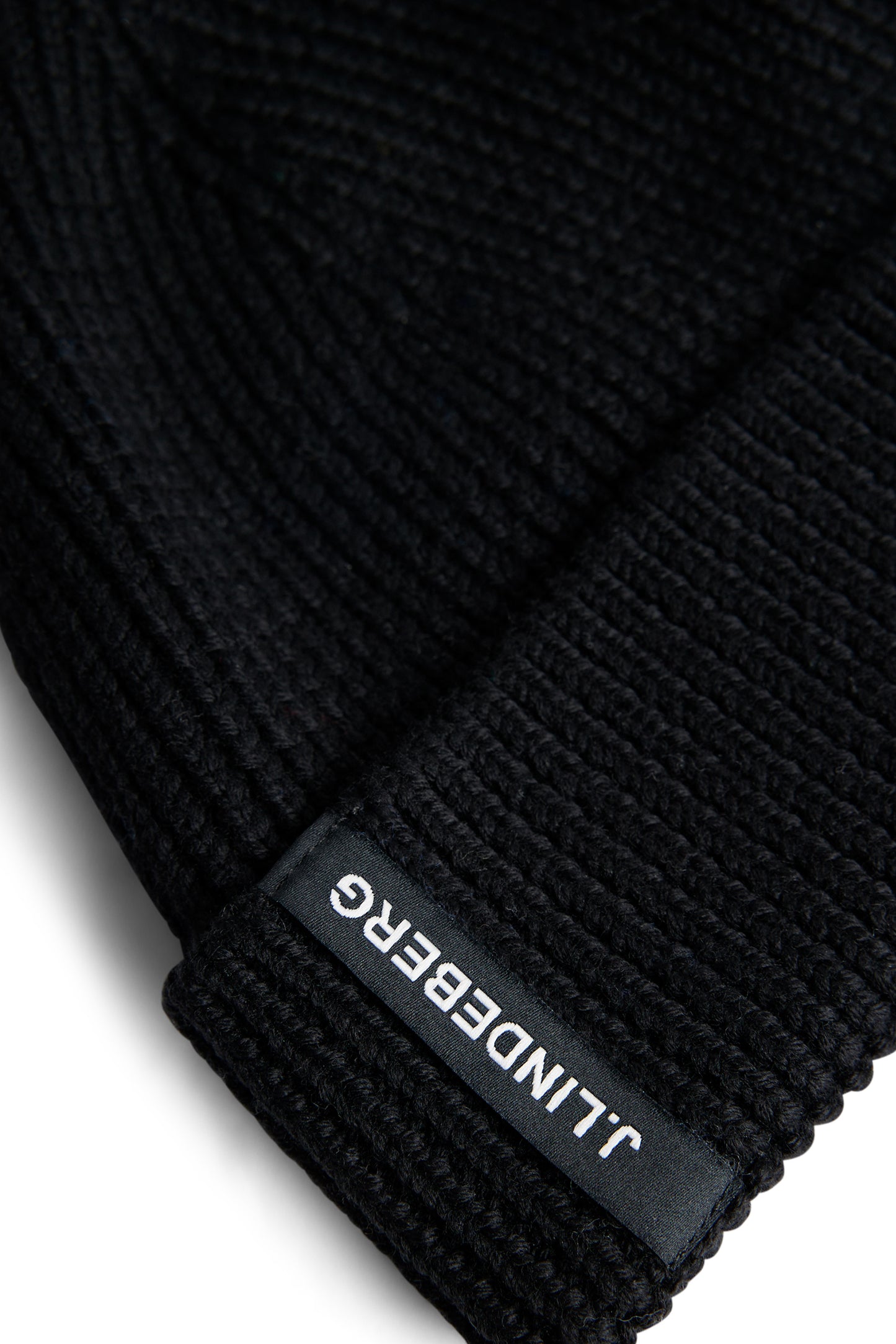 Juan Merino Beanie in Black by J.Lindeberg