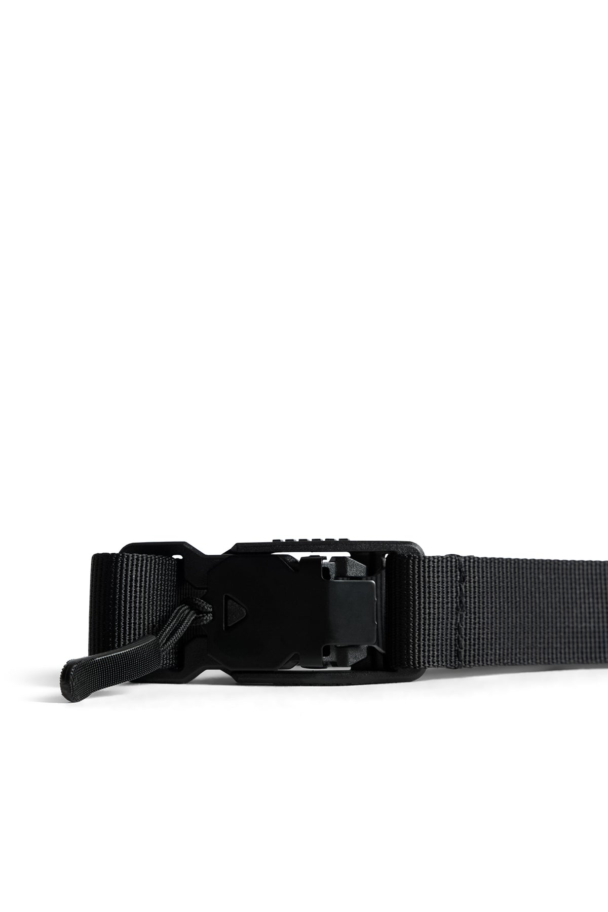 Perry Belt in Black by J.Lindeberg