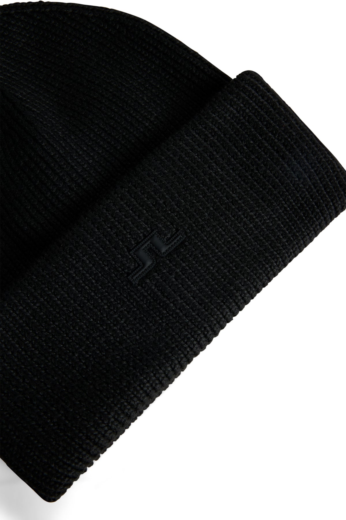 Karlos  Beanie in Black by J.Lindeberg