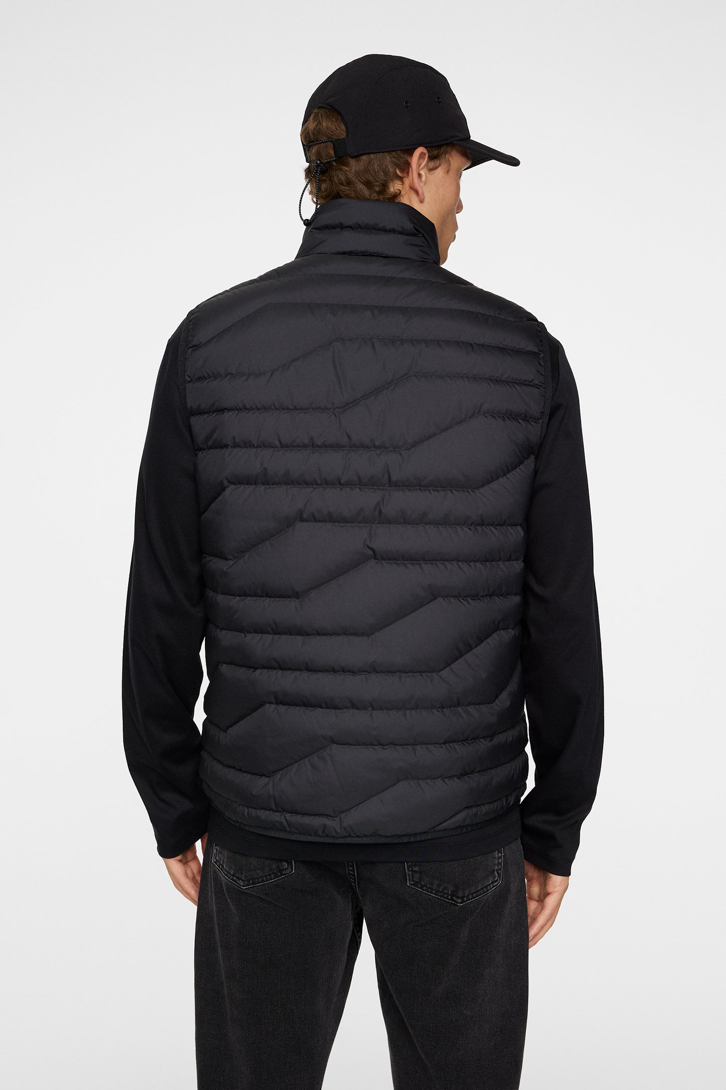 Cliff Light Down Vest in Black by J.Lindeberg