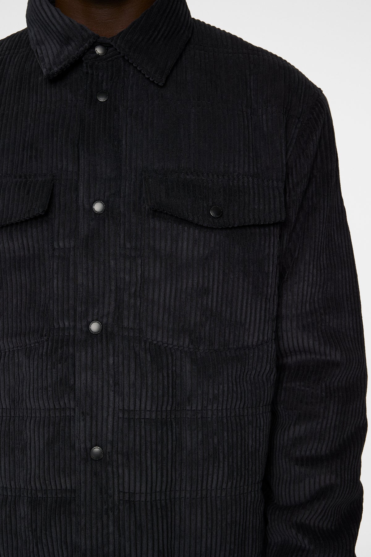 Jasper Overshirt in Black by J.Lindeberg