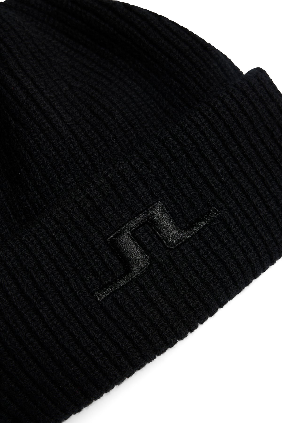 Abby Beanie in Black by J.Lindeberg