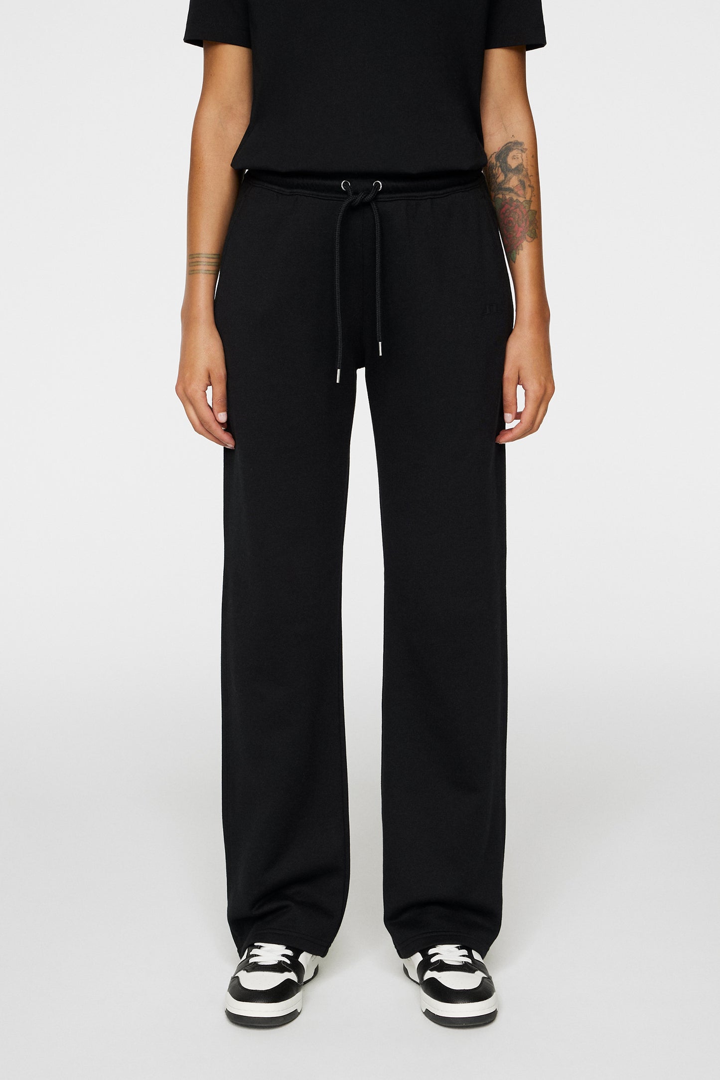 W Alpha Pant in Black by J.Lindeberg