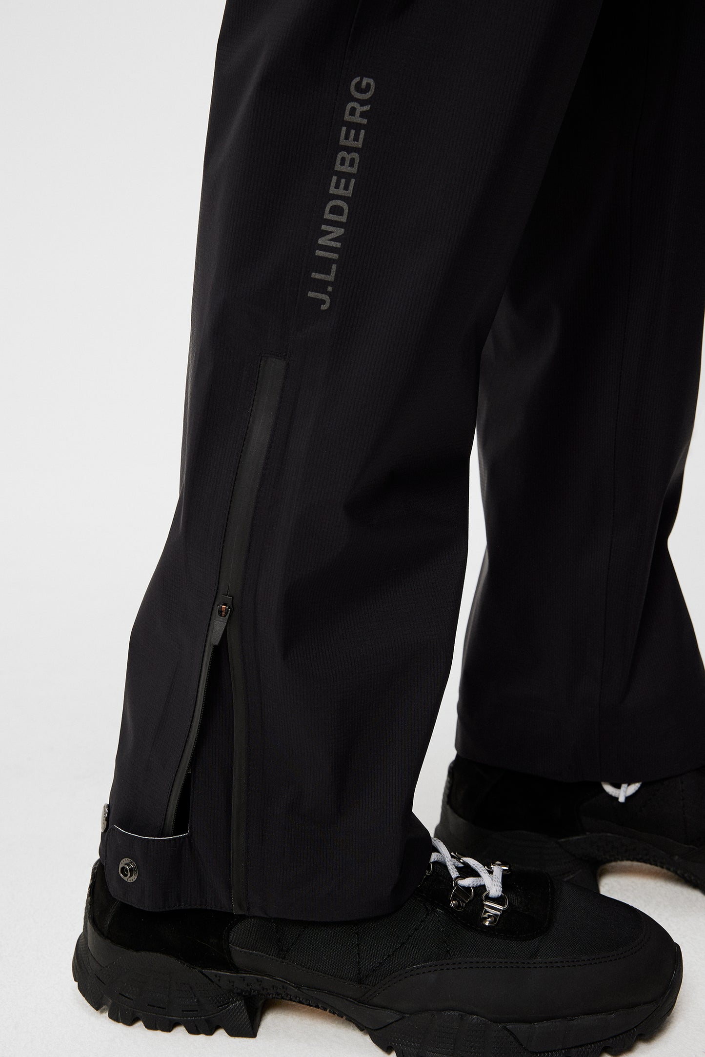 Isabella Pro Pack Pant in Black by J.Lindeberg