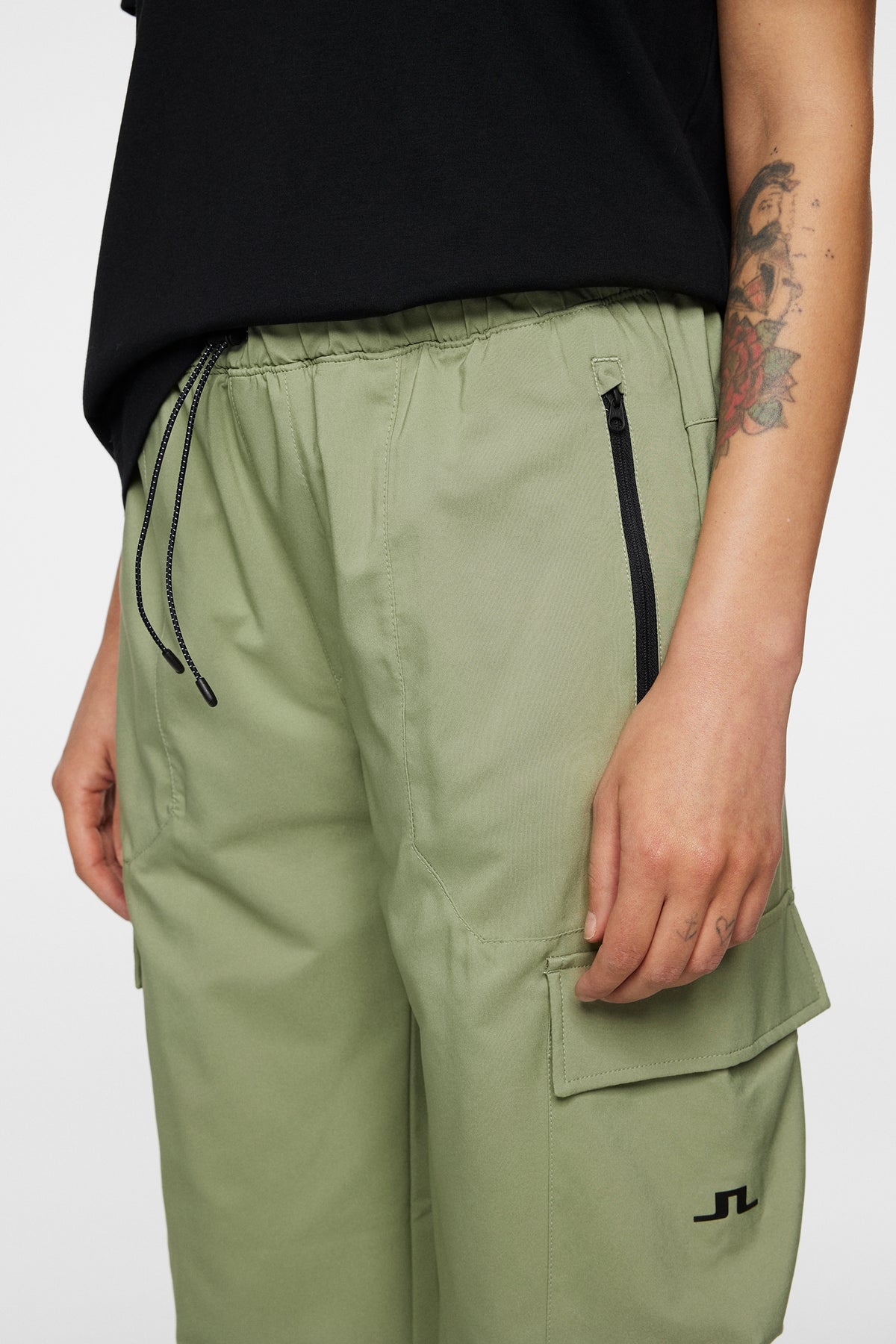 Novia Pro Pack Pant in Oil Green by J.Lindeberg