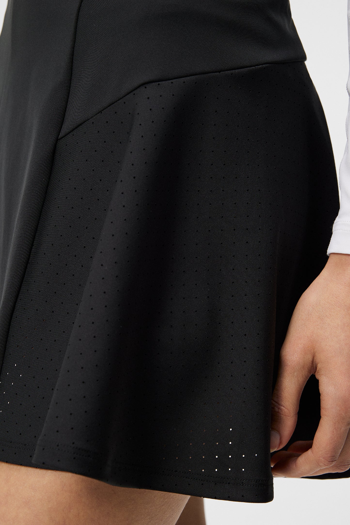 Jane Skirt in Black by J.Lindeberg