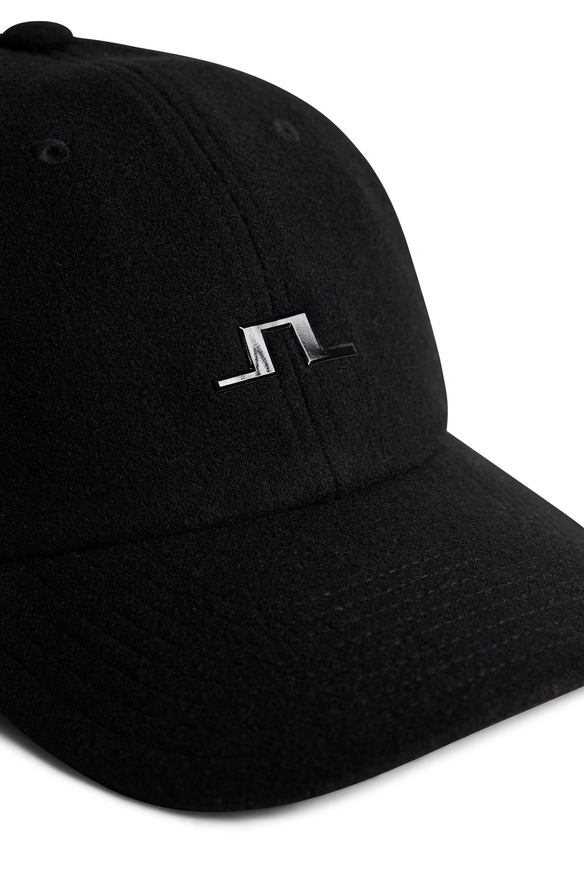 Elijah Wool  Cap in Black by J.Lindeberg