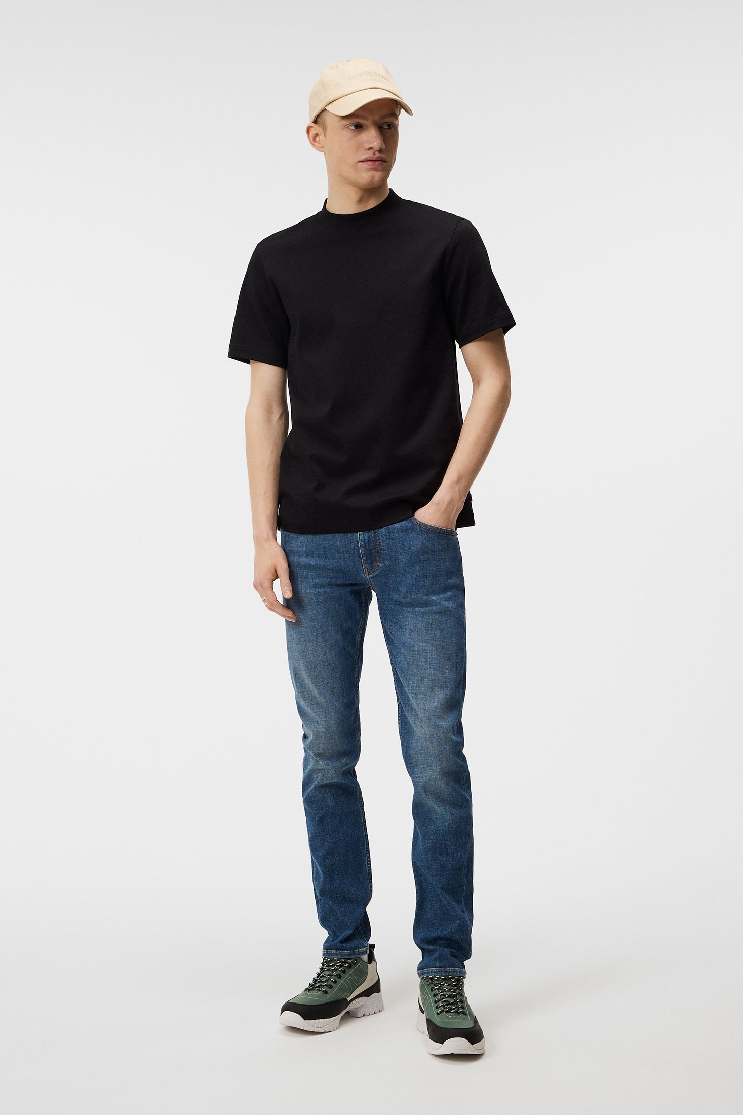 Jay Active Mid Indigo Jeans