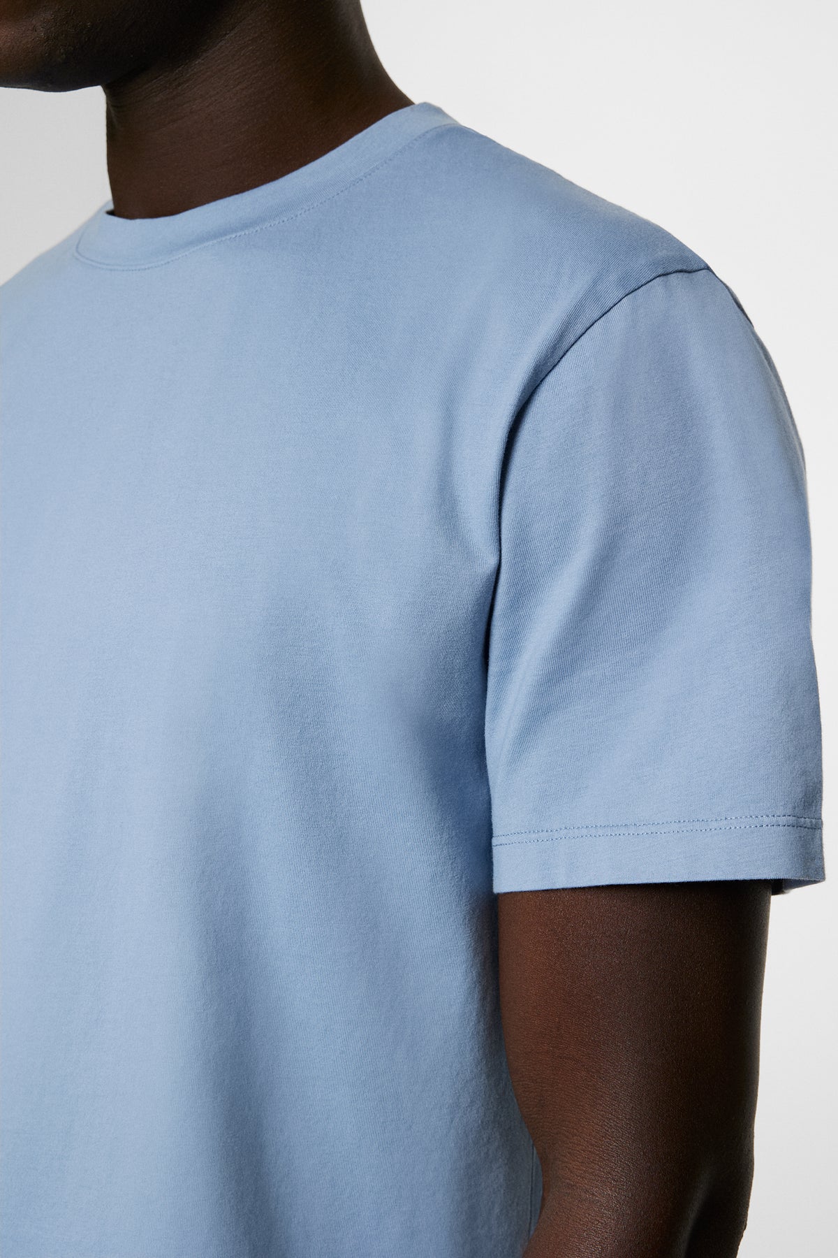 Sid Basic T-Shirt in Rain Washed by J.Lindeberg