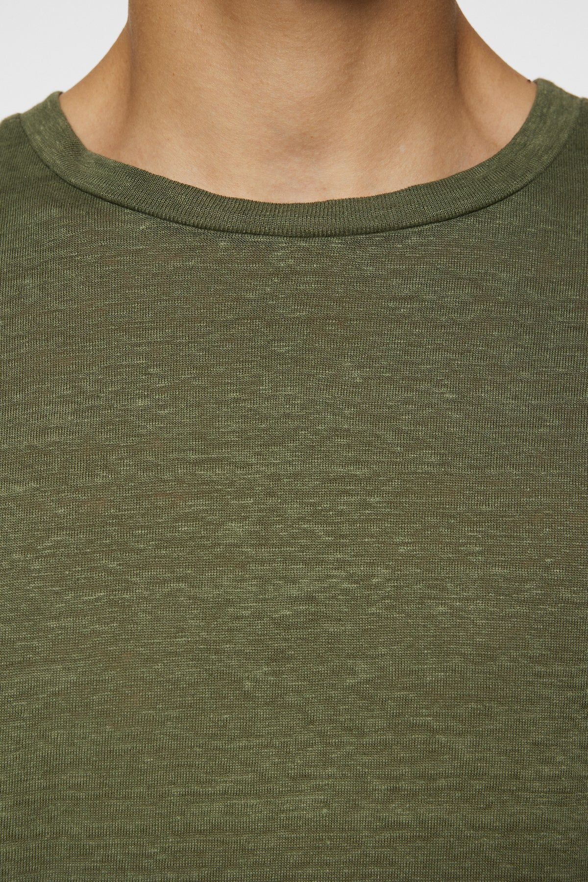 Coma Linen Tee in Olivine by J.Lindeberg