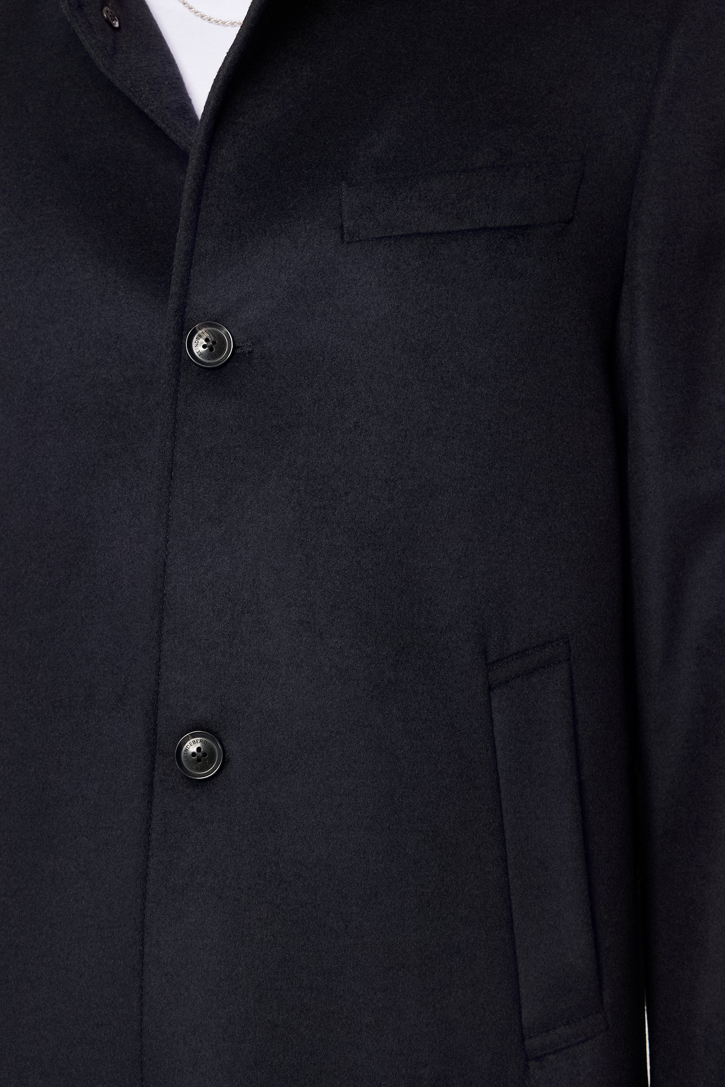 Jesse Melton Cashmere coat in JL Navy by J.Lindeberg