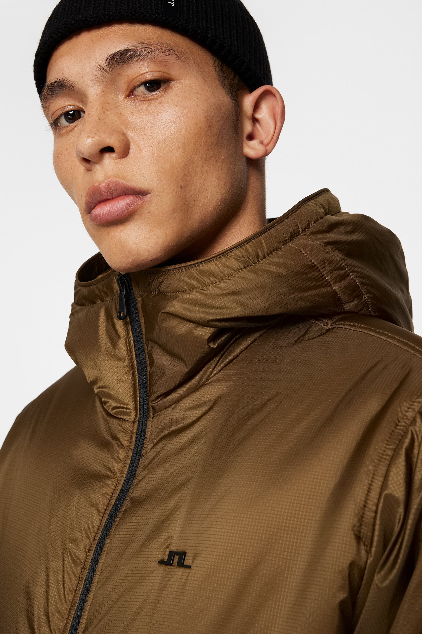 Theo Light Padded Jacket in Capers by J.Lindeberg
