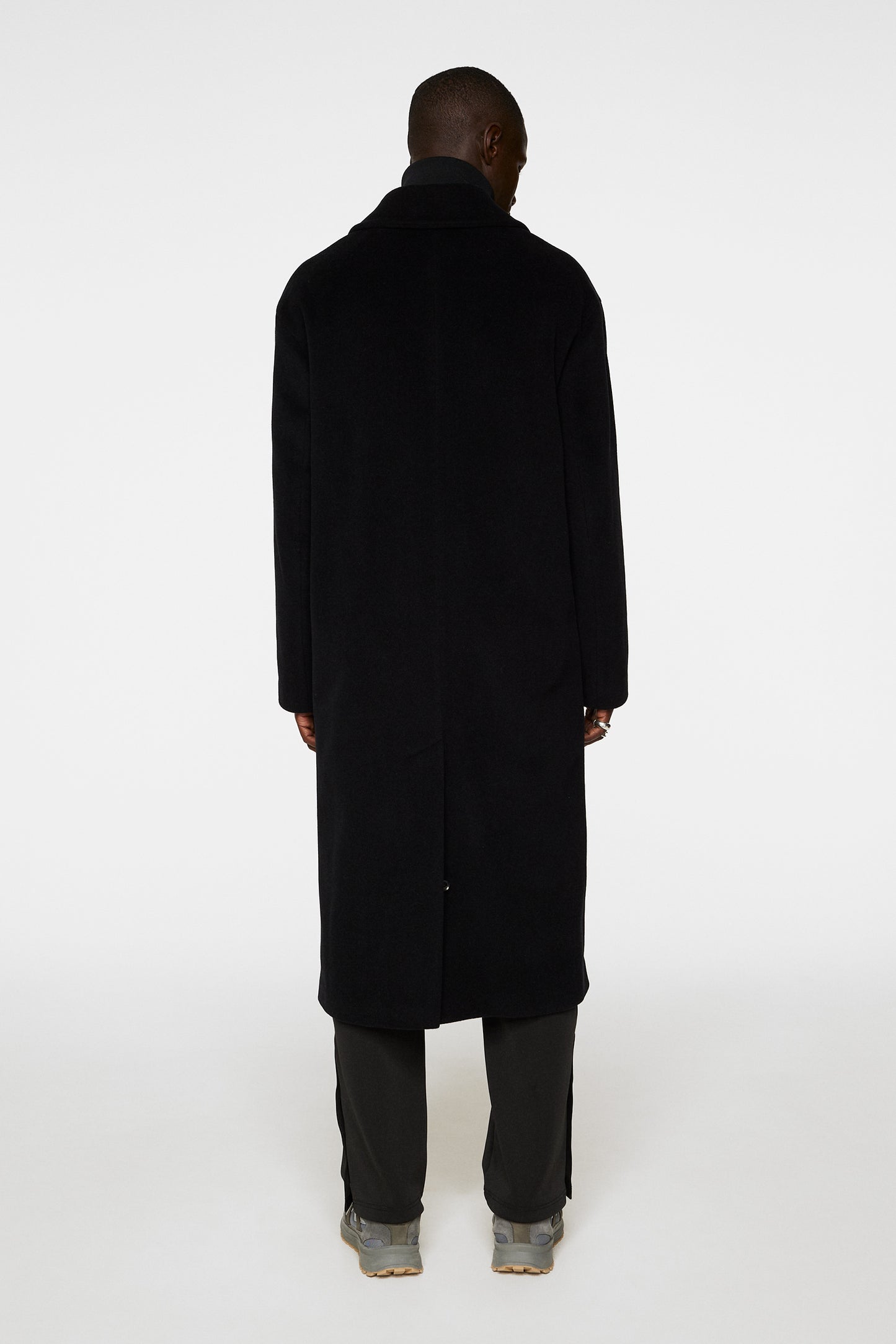 Willy Wool Coat in Black by J.Lindeberg