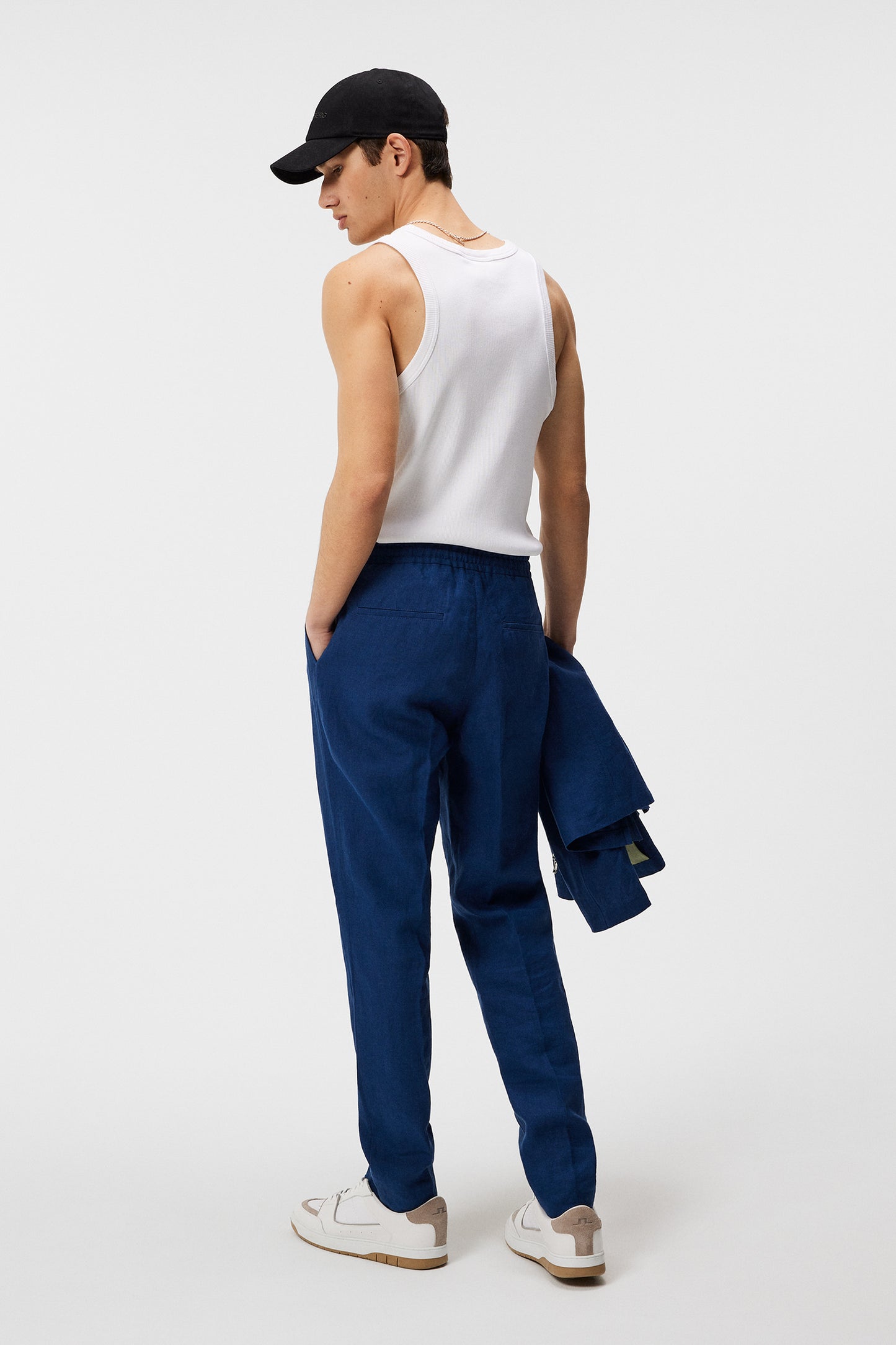 Soren Linen Pants in Estate Blue by J.Lindeberg