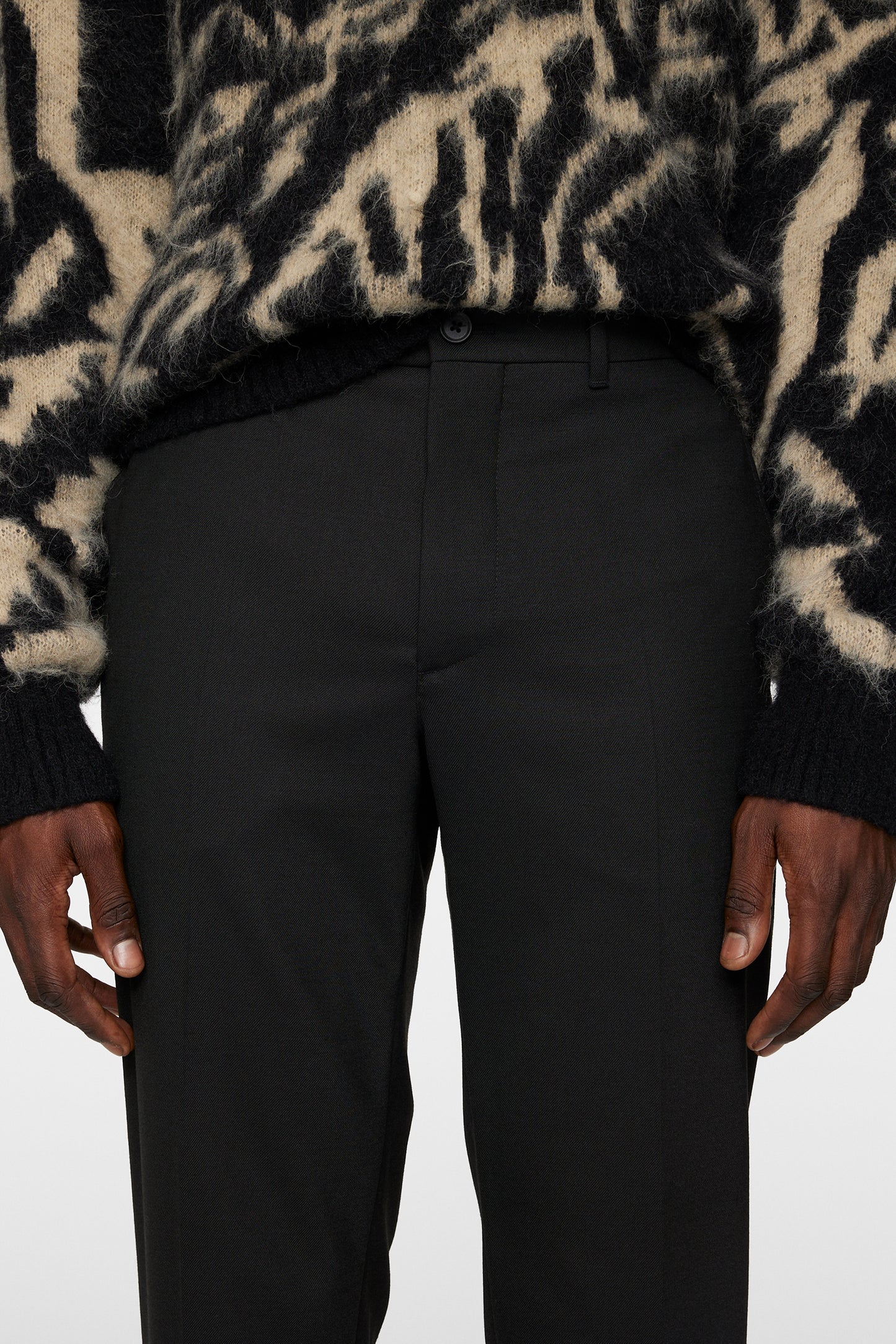 Lois T Stretch Twill Pants in Black by J.Lindeberg