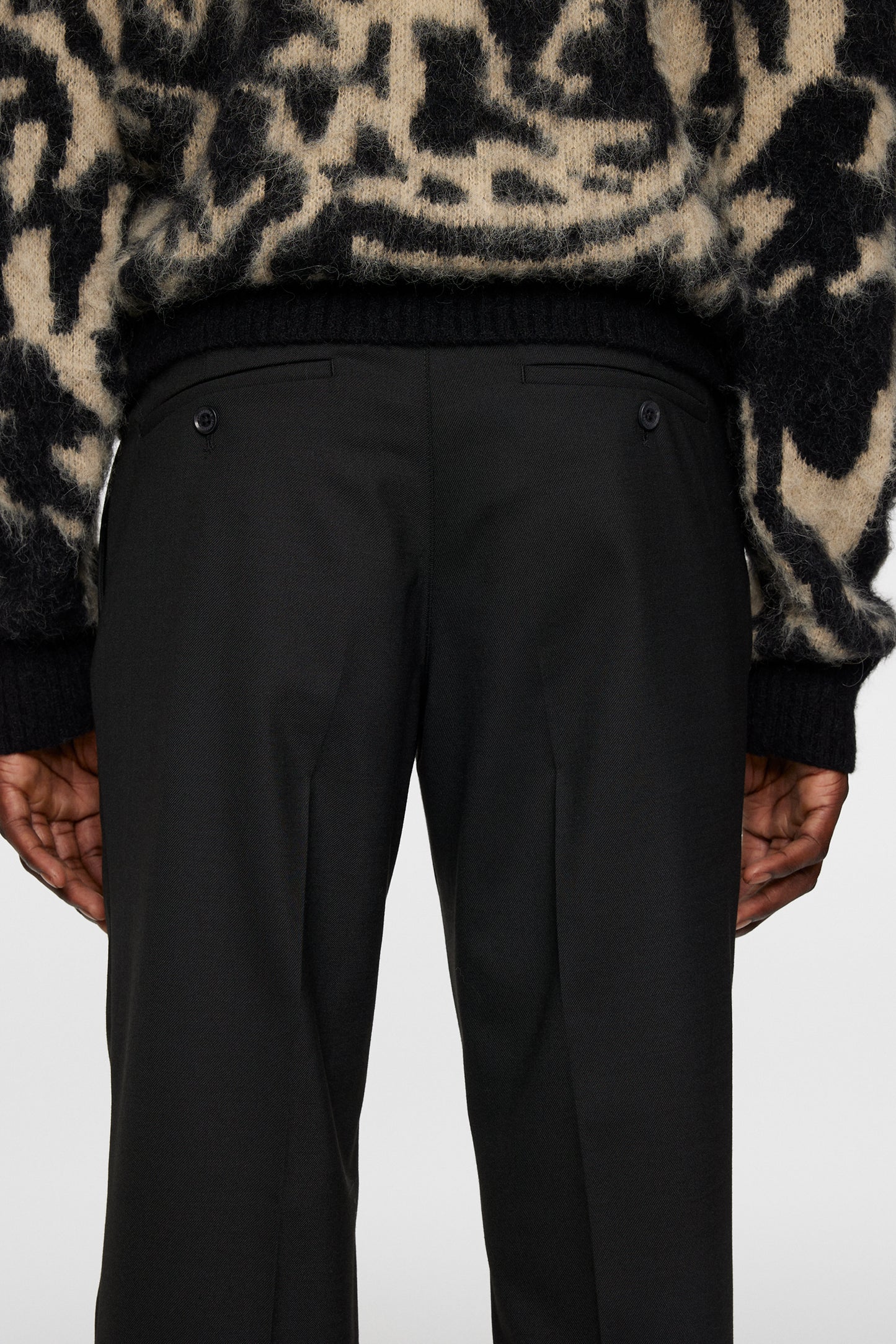 Lois T Stretch Twill Pants in Black by J.Lindeberg