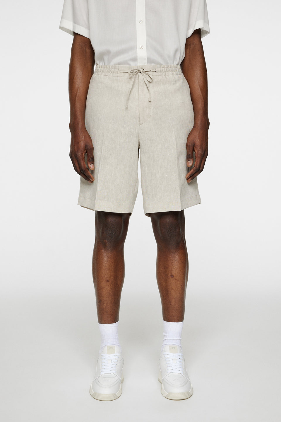 Brady Drape Linen Shorts / Moonbeam