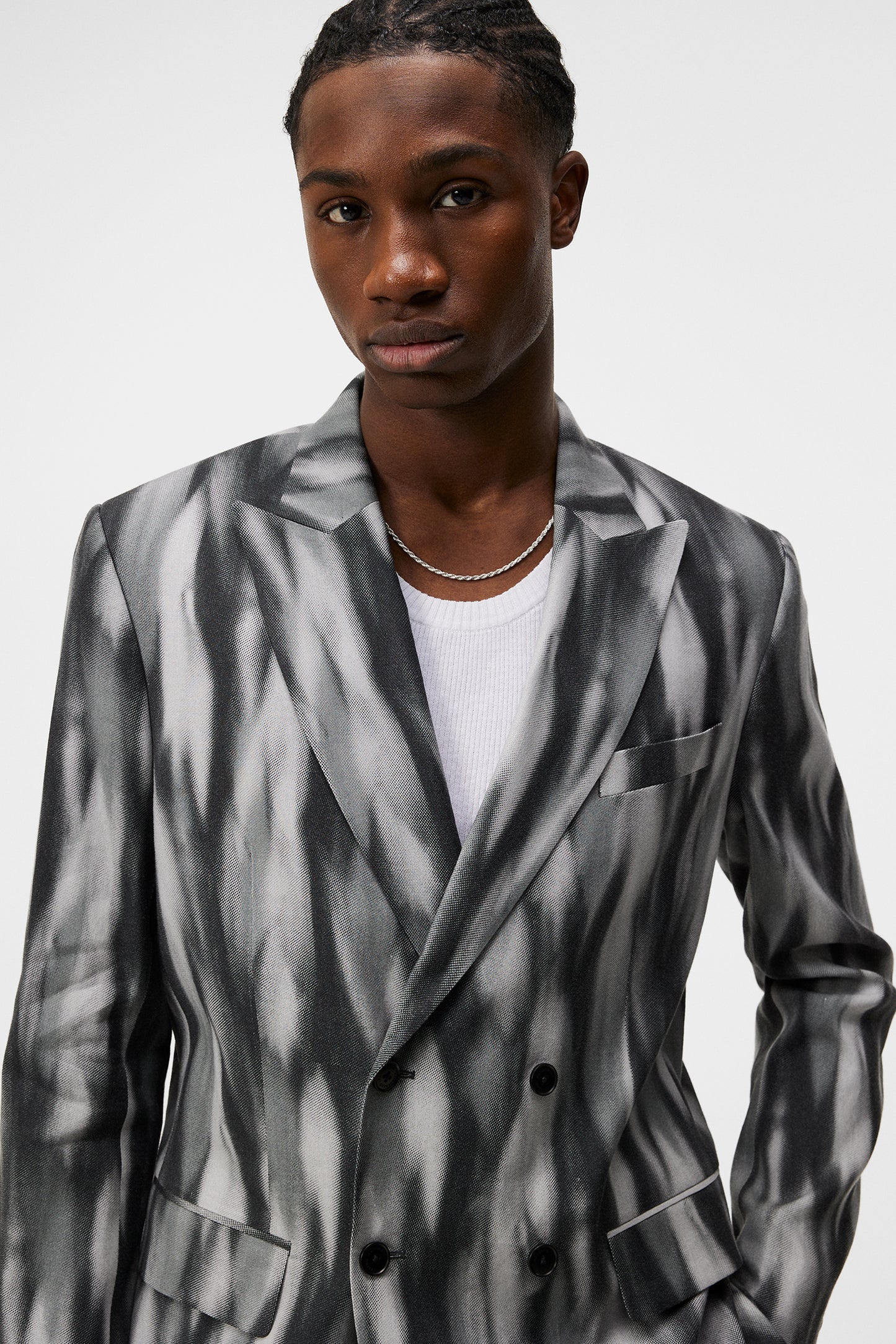 Dorian Printed Linen Mix in Black by J.Lindeberg